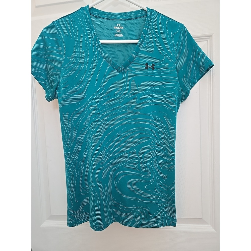 Women's Size SM Green/Blue Under Armour Shirt Loose Fit
